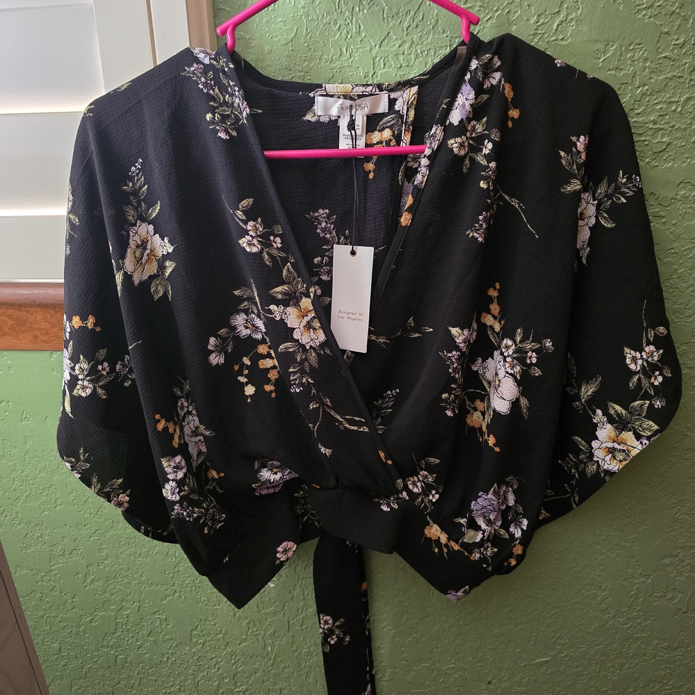 Floral Wrap Top - Black